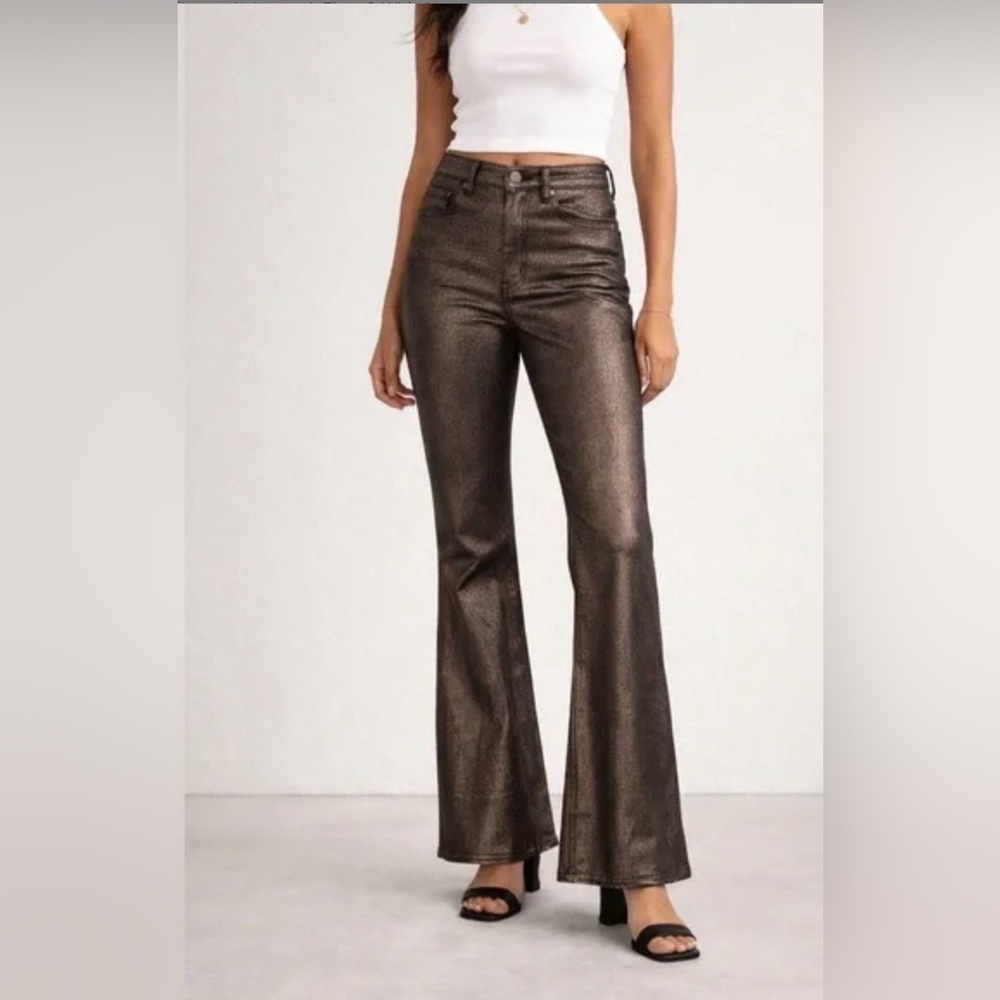 American Eagle Super High Rise Flare Gold Glitter Stretch Pants 2 Short